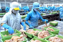 Vietnam fija meta para exportación de productos acuáticos en 2018