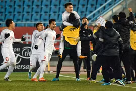 Selección sub-23 de Vietnam recibe valiosos regalos por su histórico triunfo