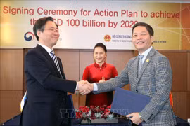 Vietnam y Corea del Sur firman plan de acción para aumentar el comercio bilateral 