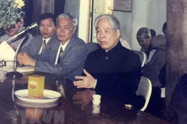 Exsecretario general del Partido Comunista de Vietnam Do Muoi: ejemplo brillante en el trabajo