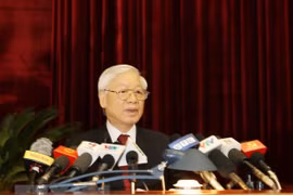 Máximo dirigente partidista de Vietnam destaca importancia de formación de cuadros 