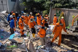 Provincia indonesia afectada por sismo y tsunami entrará en etapa de reconstrucción 