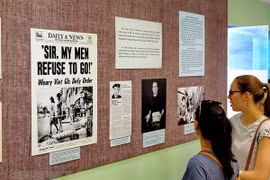 Presentan exposición sobre movimientos contra la guerra de Estados Unidos en Vietnam 