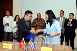 Empresas de Vietnam y Cuba firman acuerdos comerciales 