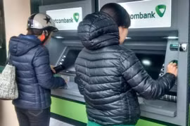Millones de tarjetas bancarias quedan sin usar en Vietnam