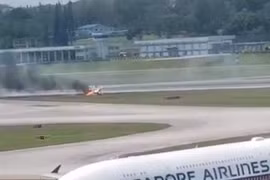 Suspenden vuelos en aeropuerto singapurense Changi por accidente en exposición de aviación 
