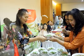 Vietnam asiste al Festival de Gastronomía de ASEAN a favor de niños pobres
