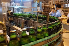 Vietnam prevé alcanzar logros sobresalientes en atracción de inversión foránea en 2018