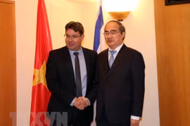 Ciudad Ho Chi Minh busca experiencia de Israel en construcción de urbe inteligente