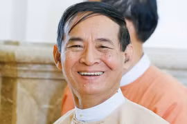 U Win Myint jura como presidente de Myanmar