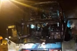 Accidente de bus en Tailandia deja al menos 20 muertos 