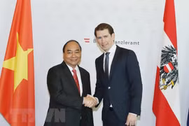 Primer ministro de Vietnam concluye visita a Austria y viaja a Bélgica