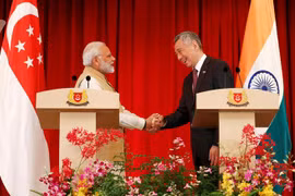 India y Singapur acuerdan potenciar cooperación en economía y defensa