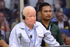 Camboya condena a cadena perpetua a líderes de Khmers Rojos por genocidio 
