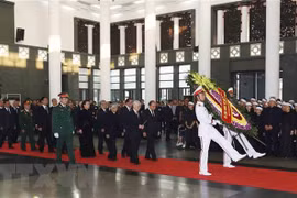 Inician acto fúnebre en homenaje a Do Muoi, exsecretario general del Partido Comunista de Vietnam