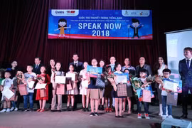  Concluyen en Hanoi concurso de oratoria en inglés 