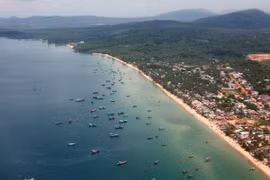 Phu Quoc recibe a más de ocho mil turistas extranjeros en primeros días de 2018