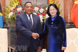 Tanzania es un socio africano prioritario de Vietnam, destaca presidenta interina