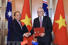 Premier de Vietnam concluye gira por Oceanía 