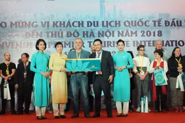 Alud de turistas extranjeros a Hanoi en asueto de Nuevo Año 
