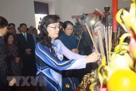 Rinden homenaje al Presidente Ho Chi Minh en ocasión del 128 aniversario de su natalicio