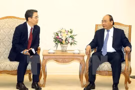 Premier de Vietnam recibe al director general de Doosan Vina 