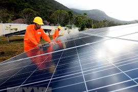 Comienzan construcción de granja solar Gelex Ninh Thuan