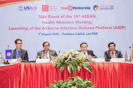 Los delegados participan en acto de lanzamiento de la AIDP, efectuado al margen de la XVI Reunión de Ministros de Salud de la ASEAN en Vientiane, Laos (Foto: VietnamPlus)