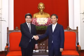 Vietnam y Japón intensifican cooperación en inversión para desarrollo socioeconómico 