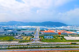 Provincia vietnamita de Bac Giang por abordar dificultades de proyectos de inversión