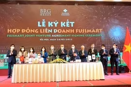 Grupo BRG y socio japonés cooperan para abrir más tiendas FujiMart en Vietnam