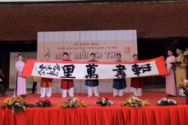 Quintaesencias literarias de Vietnam a través de la caligrafía