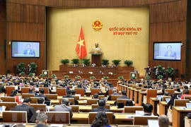 Parlamento vietnamita analiza revisión más detallada del crecimiento económico en nueve meses