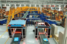 Gran esperanza en conversión de Vietnam en centro logístico mundial