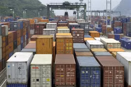 Laos disfruta de superávit comercial en tres meses consecutivos