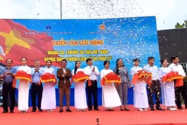 Exposición móvil sobre Hoang Sa y Truong Sa llega a provincia vietnamita de Dak Lak
