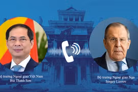 Canciller vietnamita sostiene conversaciones telefónicas con su homólogo ruso