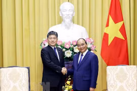 Presidente vietnamita recibe a ministro de Justicia de Japón