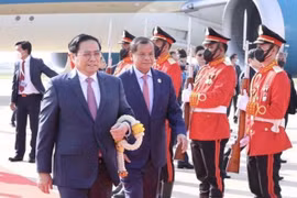 Premier vietnamita inicia visita oficial a Camboya 