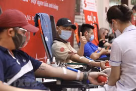 Nutrida participación en campaña de donación de sangre en Hanoi