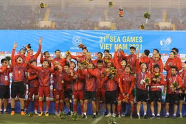 SEA Games 31: AFC y federaciones regionales felicitan éxito de fútbol vietnamita 