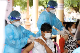 Camboya detecta primer caso comunitario de infección por variante Omicron 