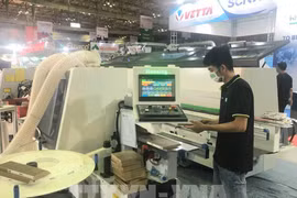 Efectúan 14ª Exposición internacional de maquinaria para industria maderera