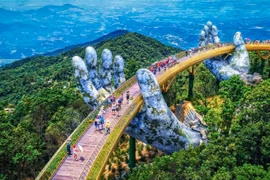 Vietnam trabaja por recibir cinco millones de turistas extranjeros en 2022