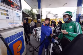 Petrolimex mejora gestión de inventarios ante alza de precios de gasolina 