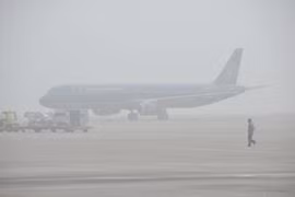 Niebla espesa obliga a desviar varios vuelos en el norte de Vietnam