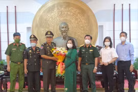 Delegación del Ejército Real de Camboya felicita a provincia vietnamita en ocasión del Tet