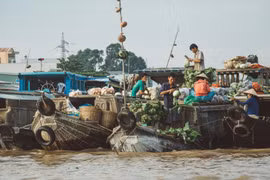 Lanzan proyecto para reducir residuos en el Río Mekong de Vietnam