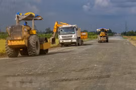 Provincia vietnamita solicita asistencia de JICA en proyectos de conexión de tránsito