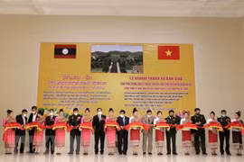 Periódico laosiano destaca solidaridad especial Laos-Vietnam